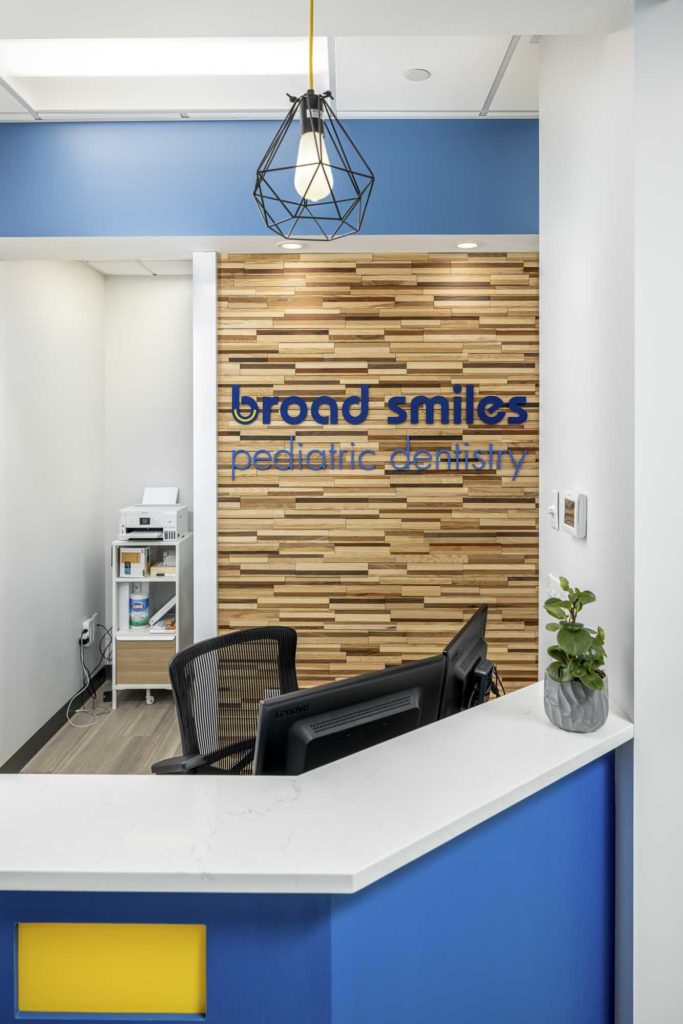 front desk of broad smiles, a pediatric dental office in Salem, Massachusetts